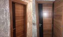 الفرق بين الأبواب الخشب وأبواب الـ PVC