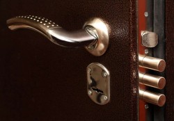 دليل شامل شراء مقابض ومسكات الأبواب التركية