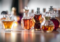 تصنيع واستيراد أجمل العطور التركية بالعلامة التجارية الخاصة